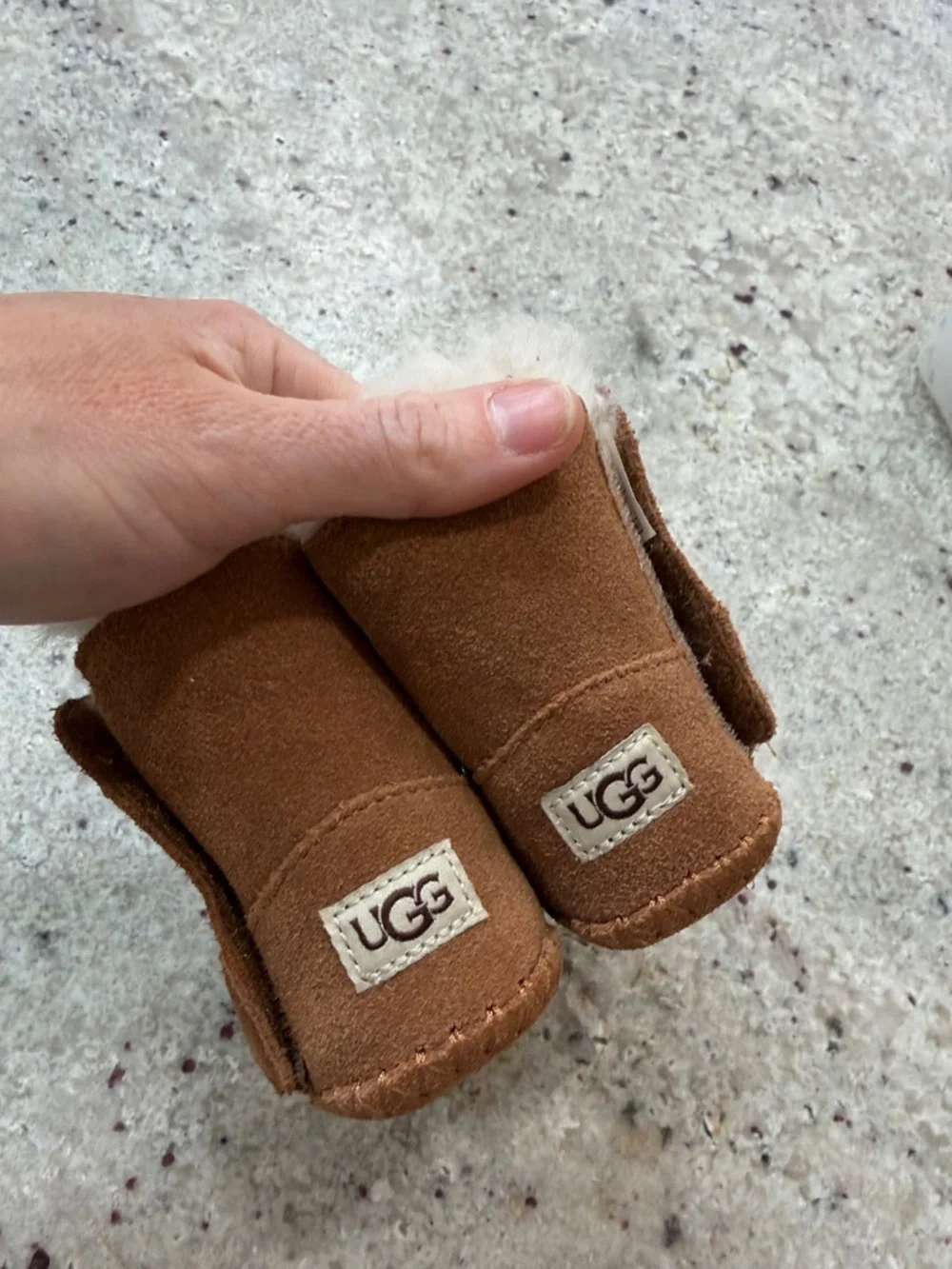 UGG Caden Baby Girl Suede Fuzzy Boot Snow Winter Bootie Tan Size 0/1